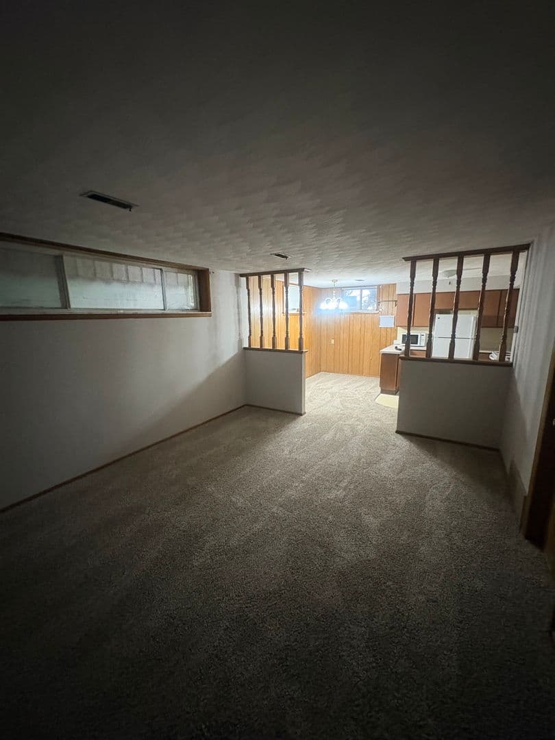 Washington Apartment: 603 Devonshire Rd