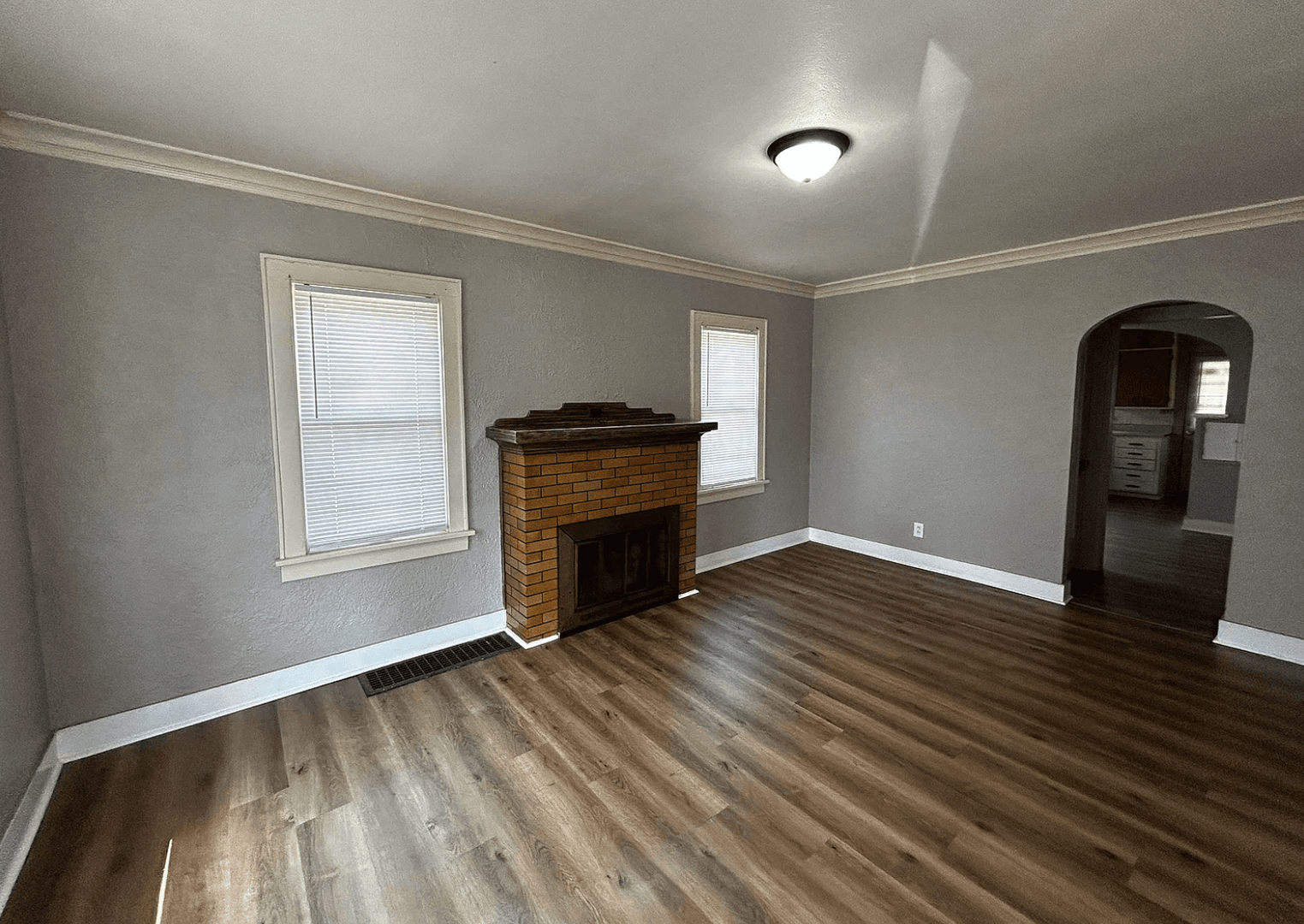 Peoria House: 607 E Forrest Hill Ave