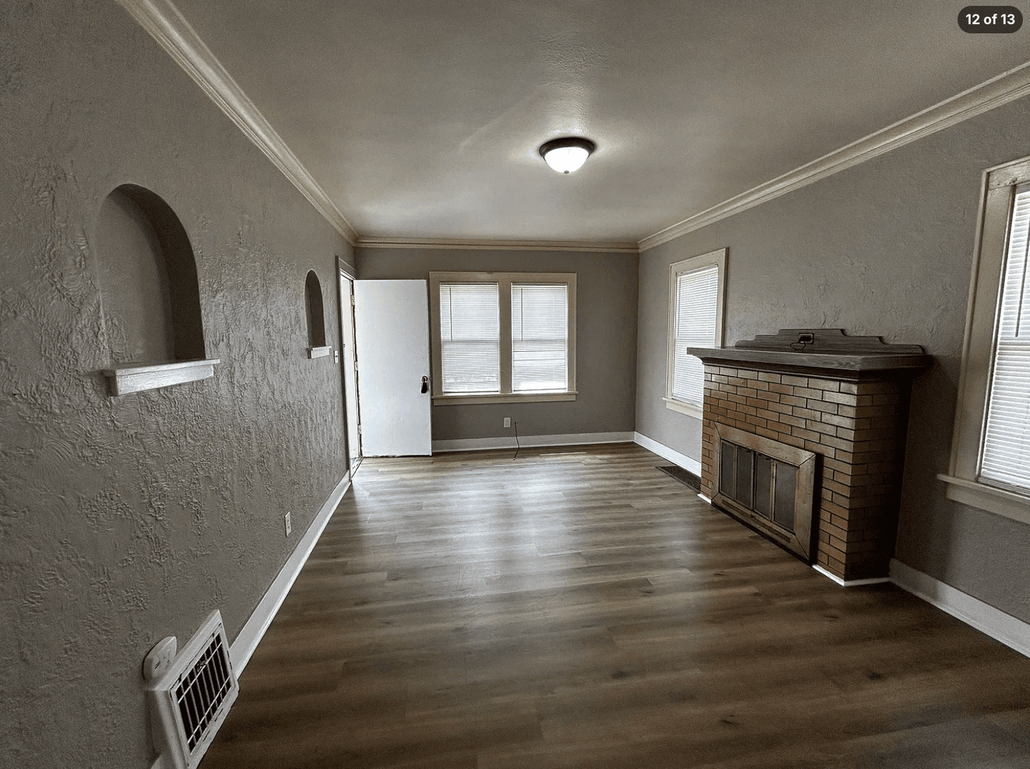 Peoria House: 607 E Forrest Hill Ave