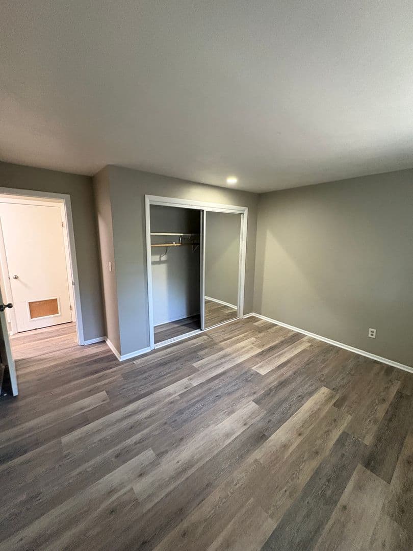 Peoria Apartment: 7217 N University St,