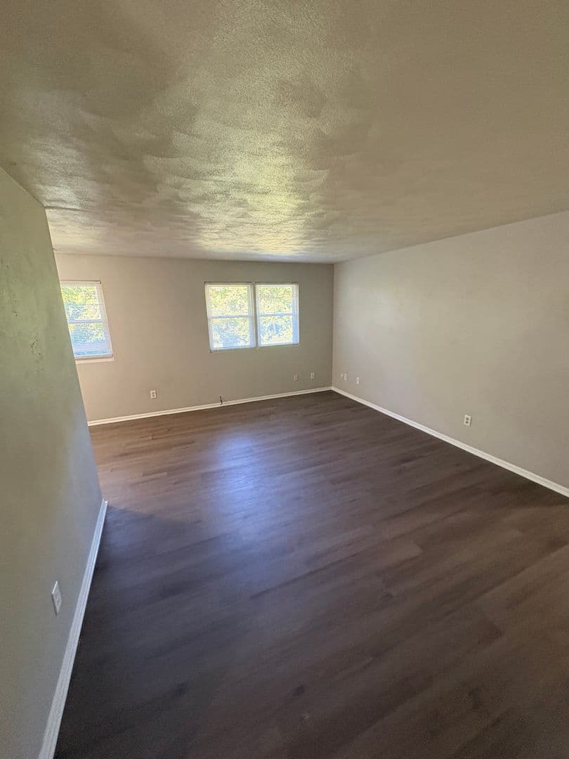 Peoria Apartment: 7217 N University St,