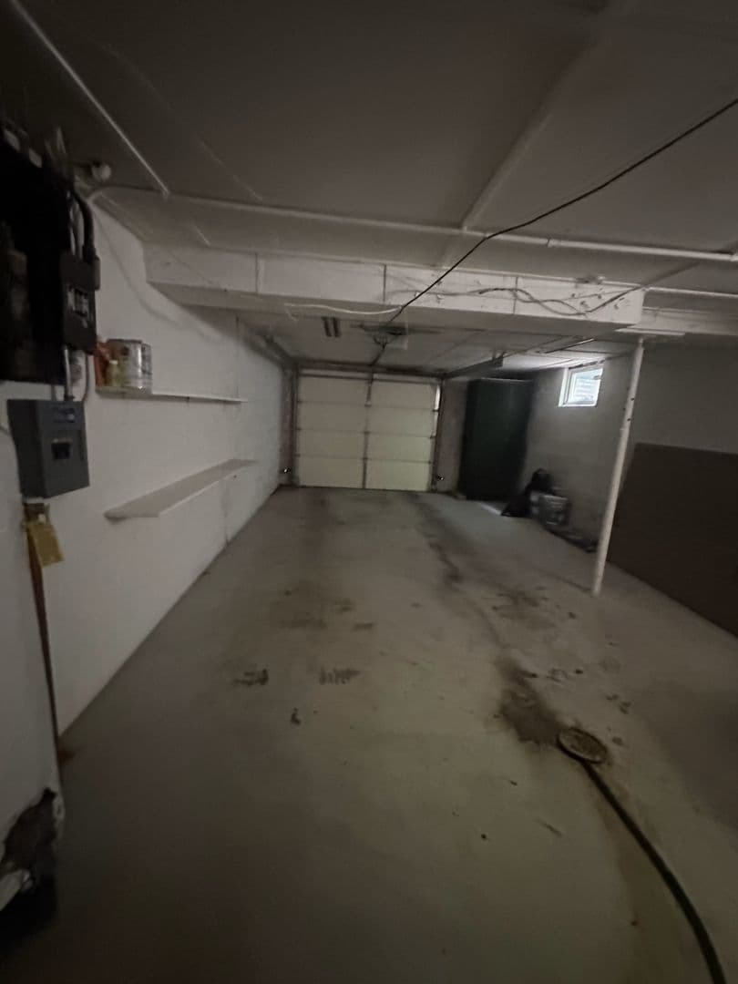 Peoria Heights Apartment: 1512 E Gardner Ln