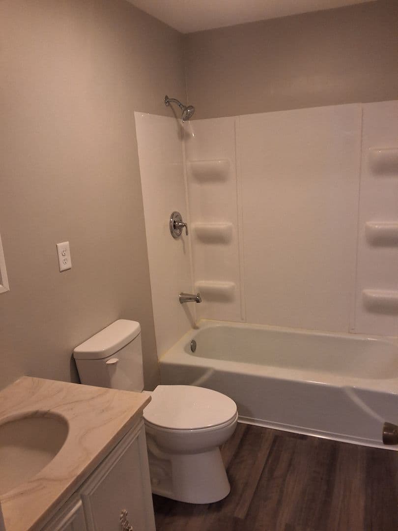 Peoria Apartment: 7217 N University St,