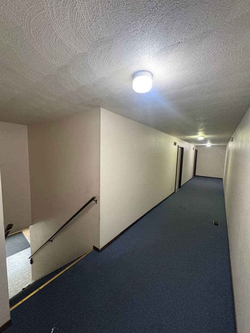 Hanna City Apartment: 301 N Carole Ave