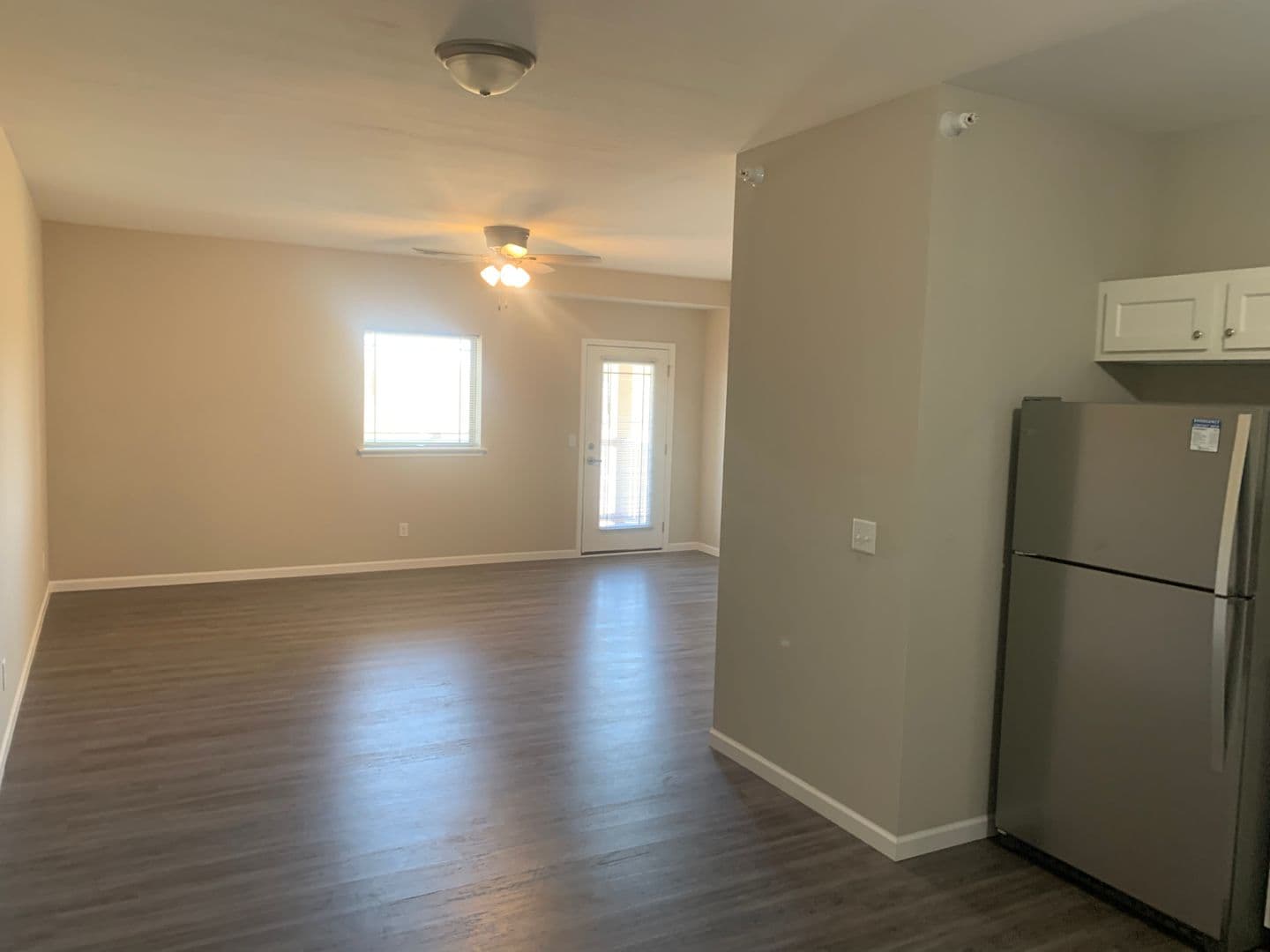 Washington Apartment: 100 Pheasant Run