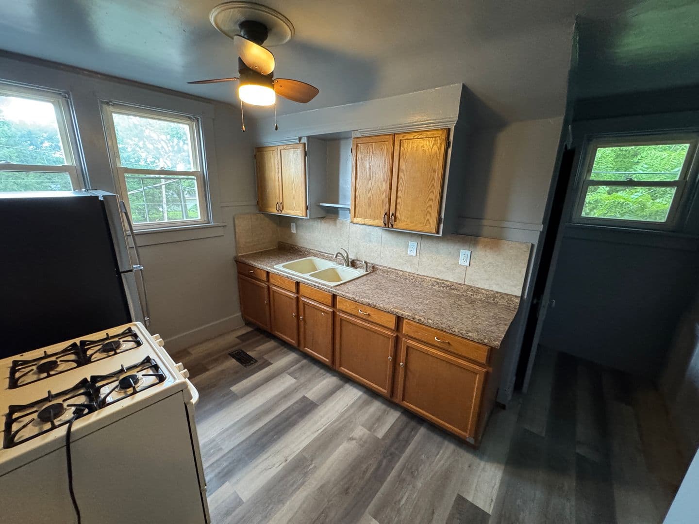 Peoria Apartment: 1833 N Wisconsin
