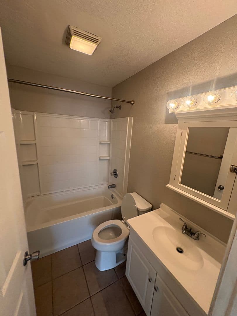 Peoria Apartment: 6517 N Lexington Dr