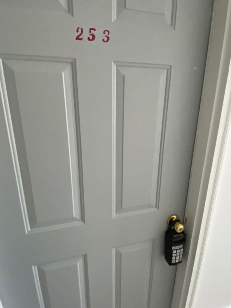 Knoxville Apartment: 313 Galesburg Road