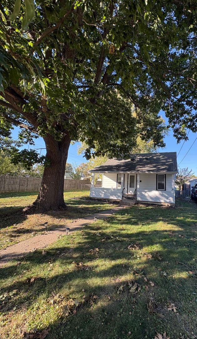Peoria Heights House: 1207 E Rouse Ave
