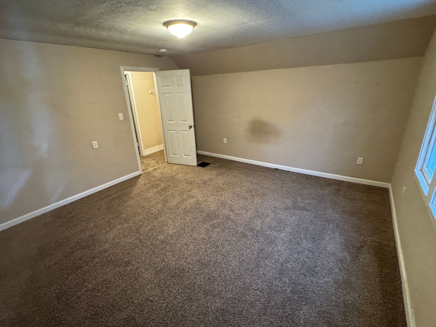 Peoria House: 315 W Nebraska