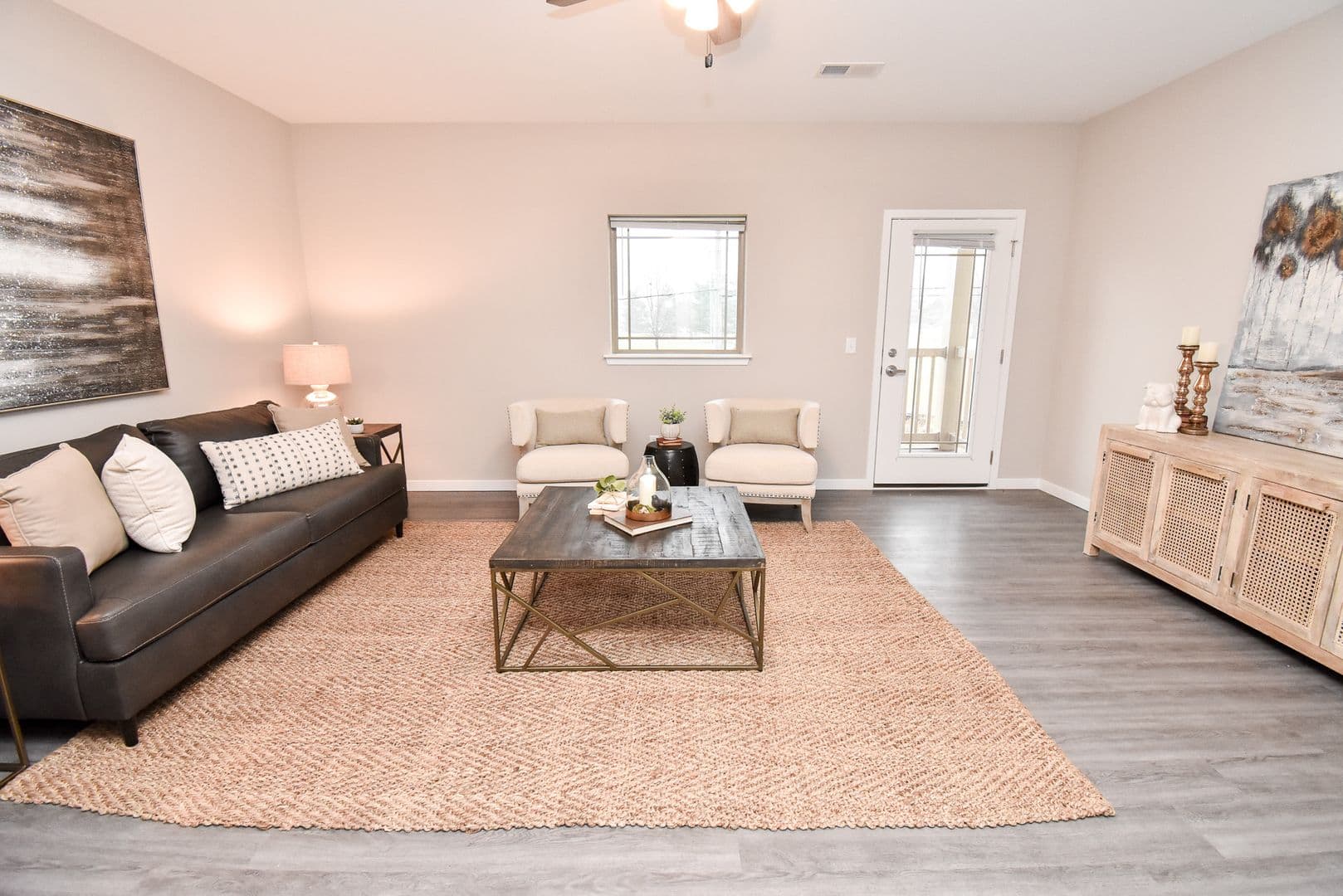 Washington Apartment: 100 Pheasant Run