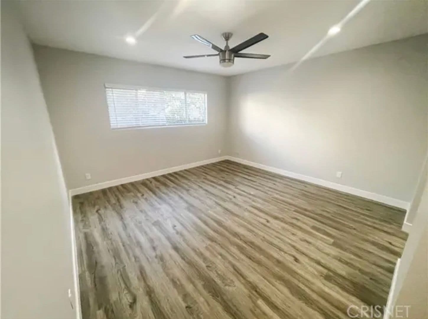 Beverly Hills Apartment: 231 N. La Peer Dr.
