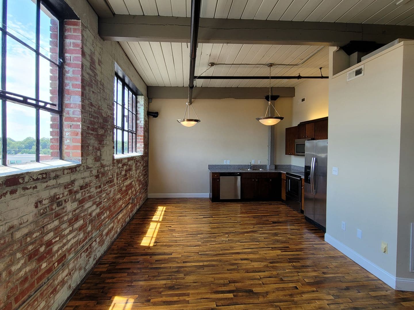 Monroe House: 109 N Hayne Street #300