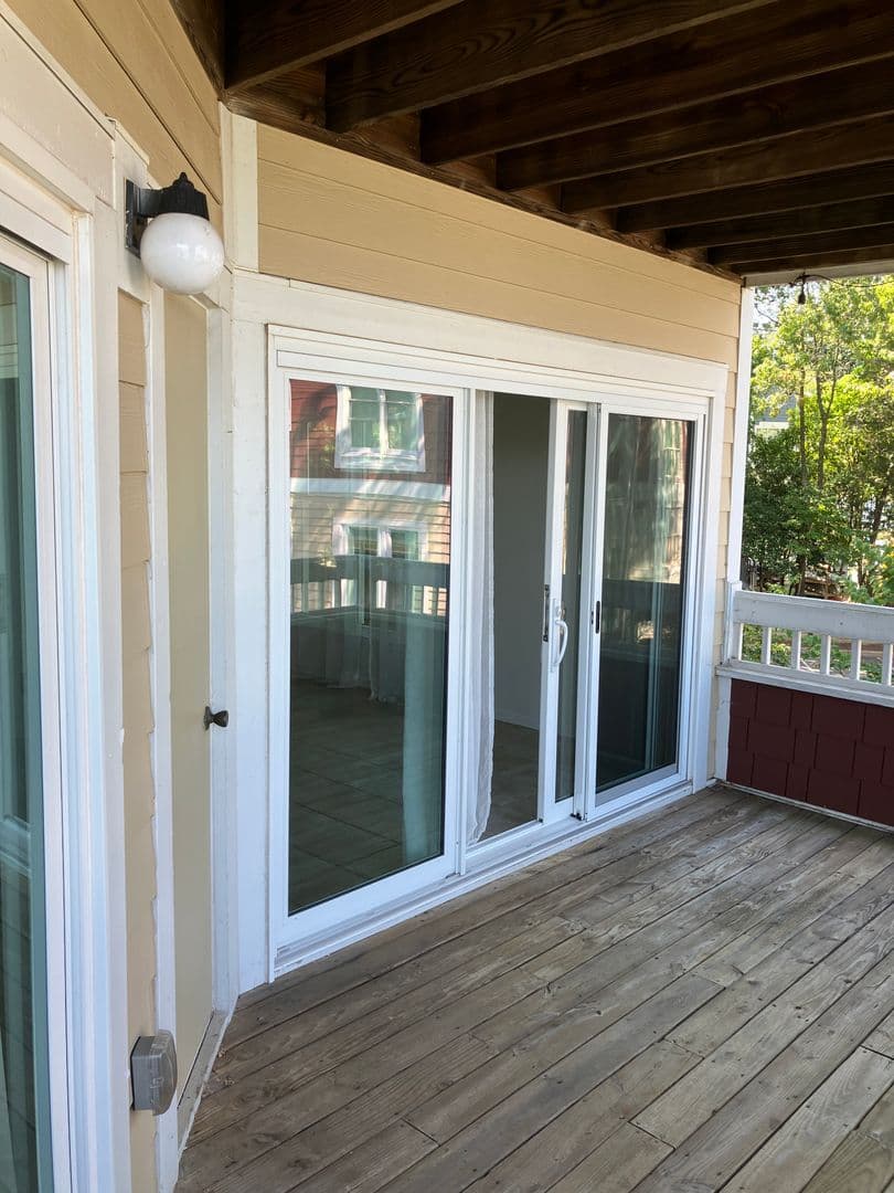 Davidson Condo: 820 Southwest Dr