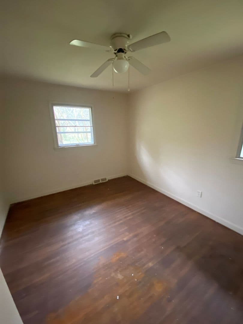 Matthews House: 14533 Idewild Rd