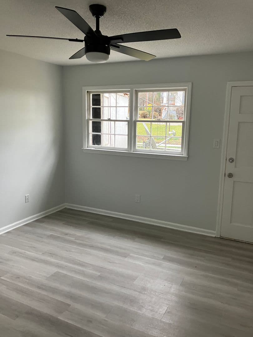 Statesville Apartment: 540 Stockton Street