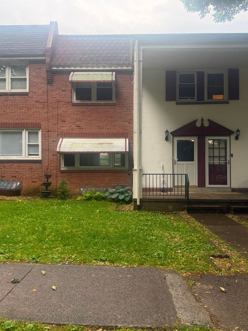 West Reading House: 333 Linden Lane