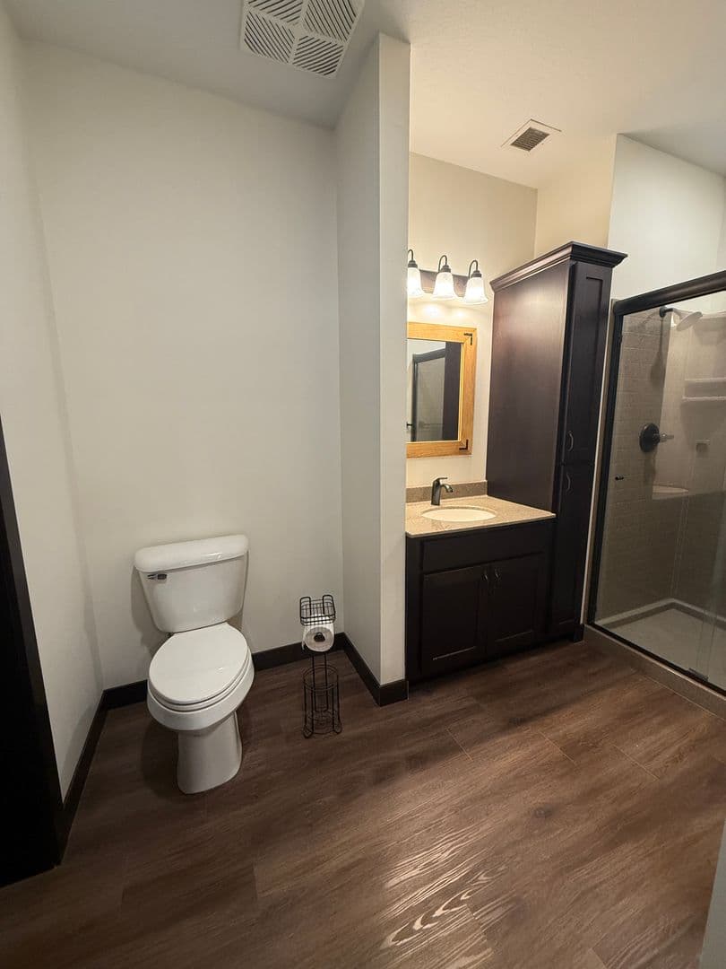 Bemidji Apartment: 715 LakeShore Dr NE