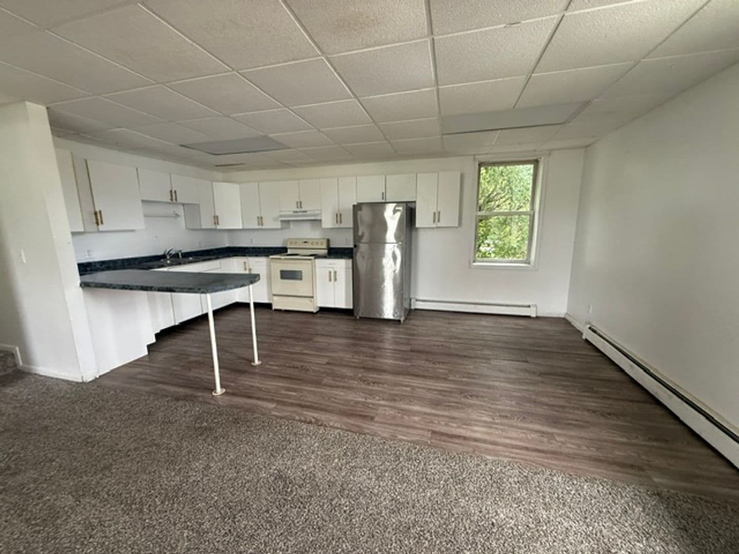 Deer River Apartment: 11 1st Avenue NE