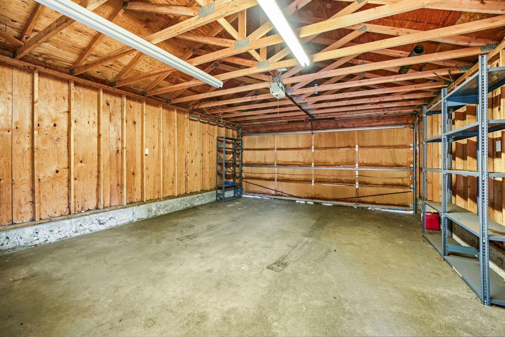 Burien House: 13229 Des Moines Memorial Dr S