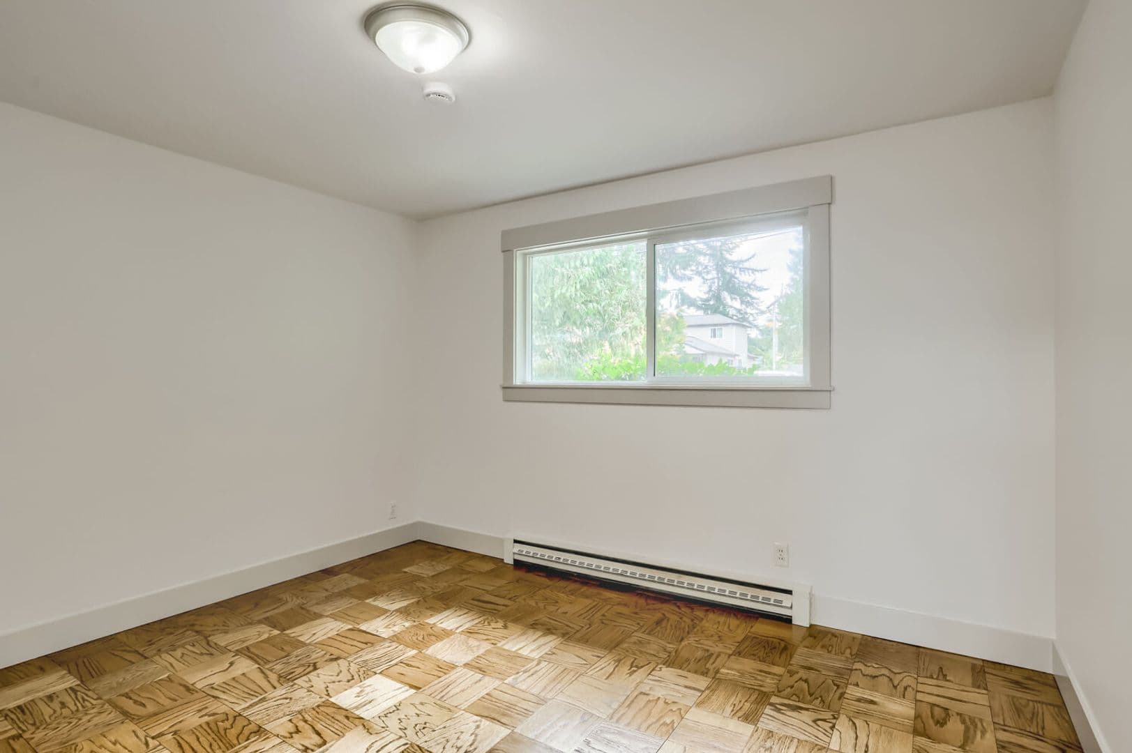 Shoreline Apartment: 15536 27th Ave Ne