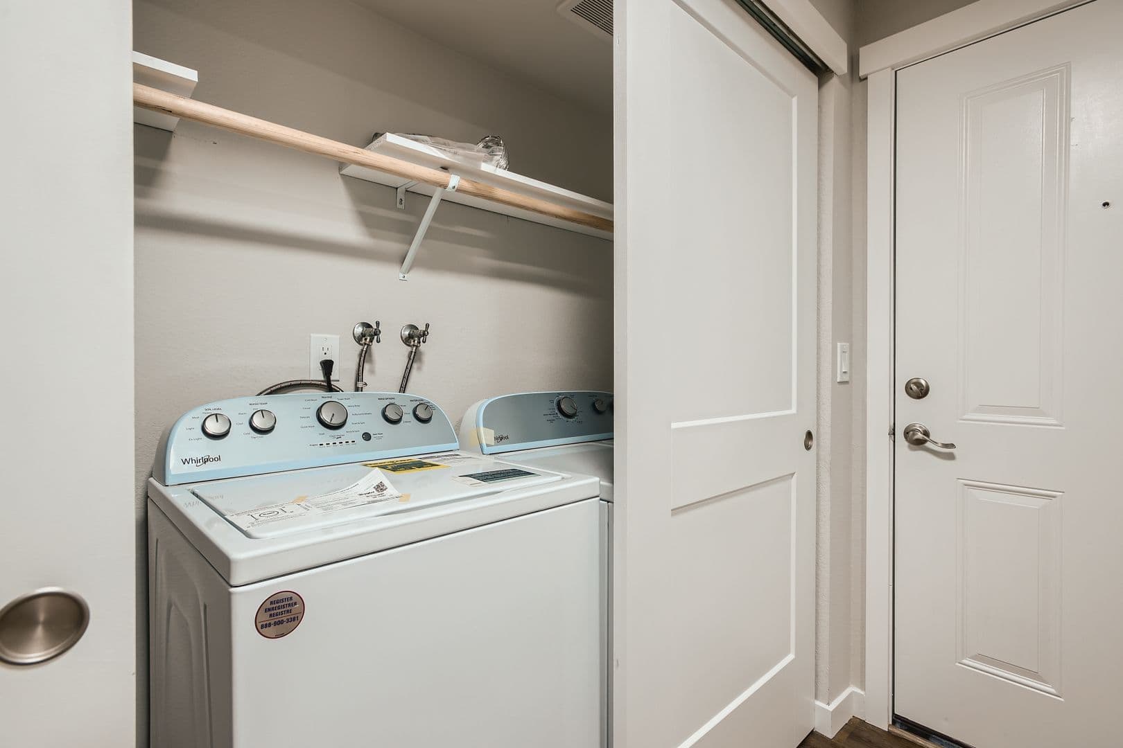 North Bend Apartment: 475 E North Bend Way