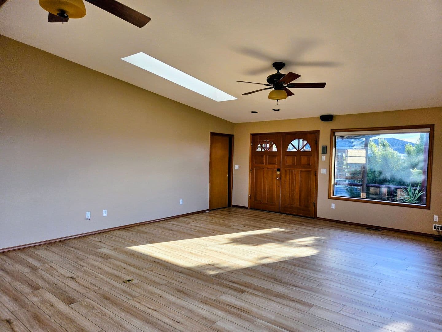 Mukilteo House: 1070 1st Ln