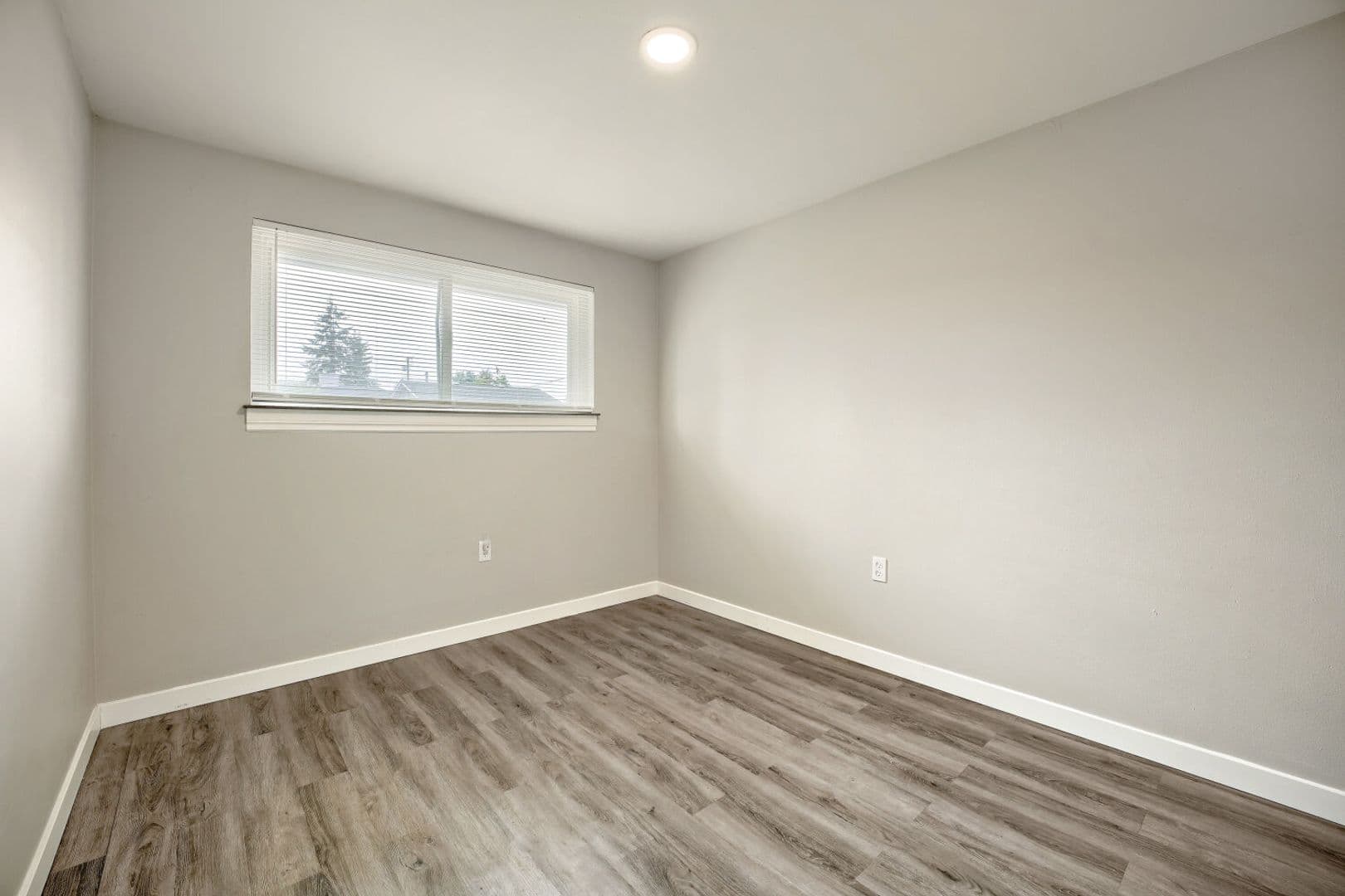 Lakewood Apartment: 10607 Kendrick St SW - Unit 02