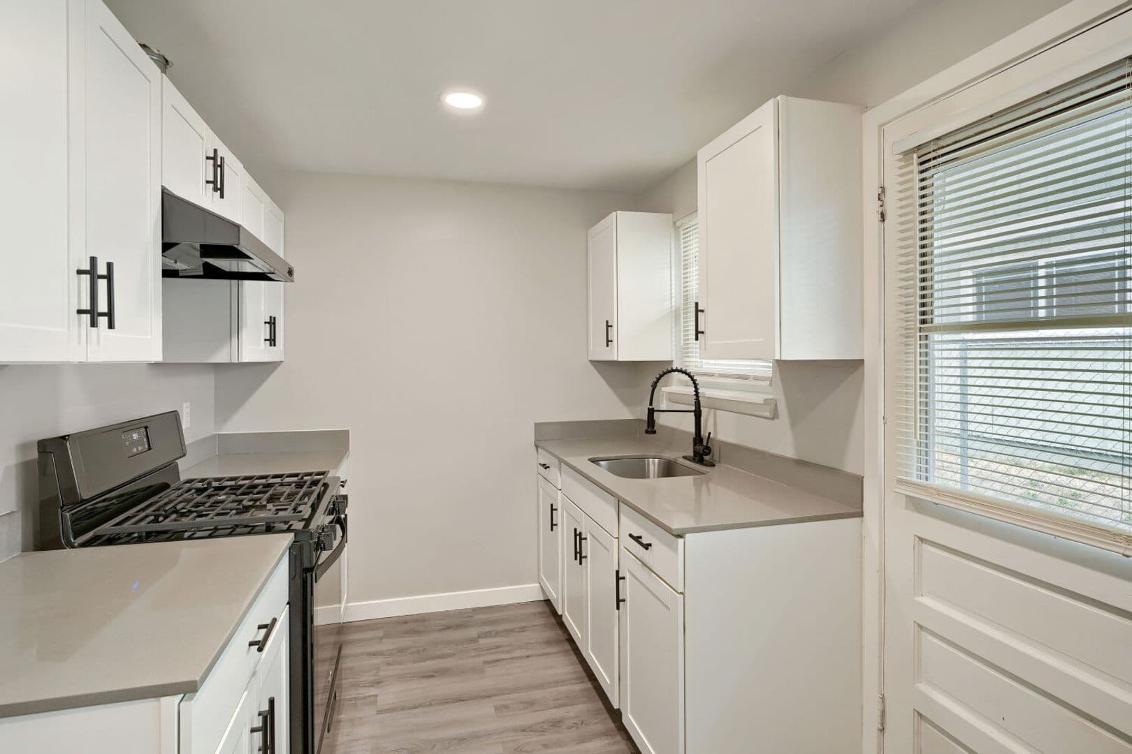 Lakewood Apartment: 10607 Kendrick St SW - Unit 02