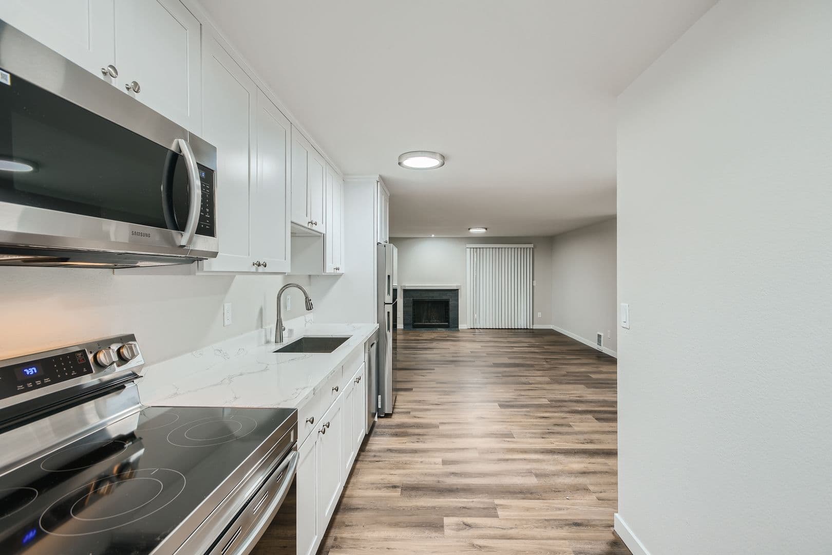 North Bend Apartment: 475 E North Bend Way