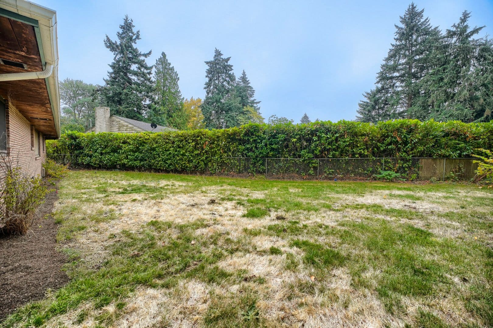 Burien House: 13229 Des Moines Memorial Dr S