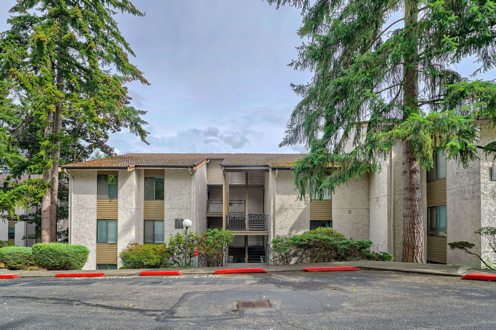 Bellevue Condo: 10424 Ne 32nd Pl C303