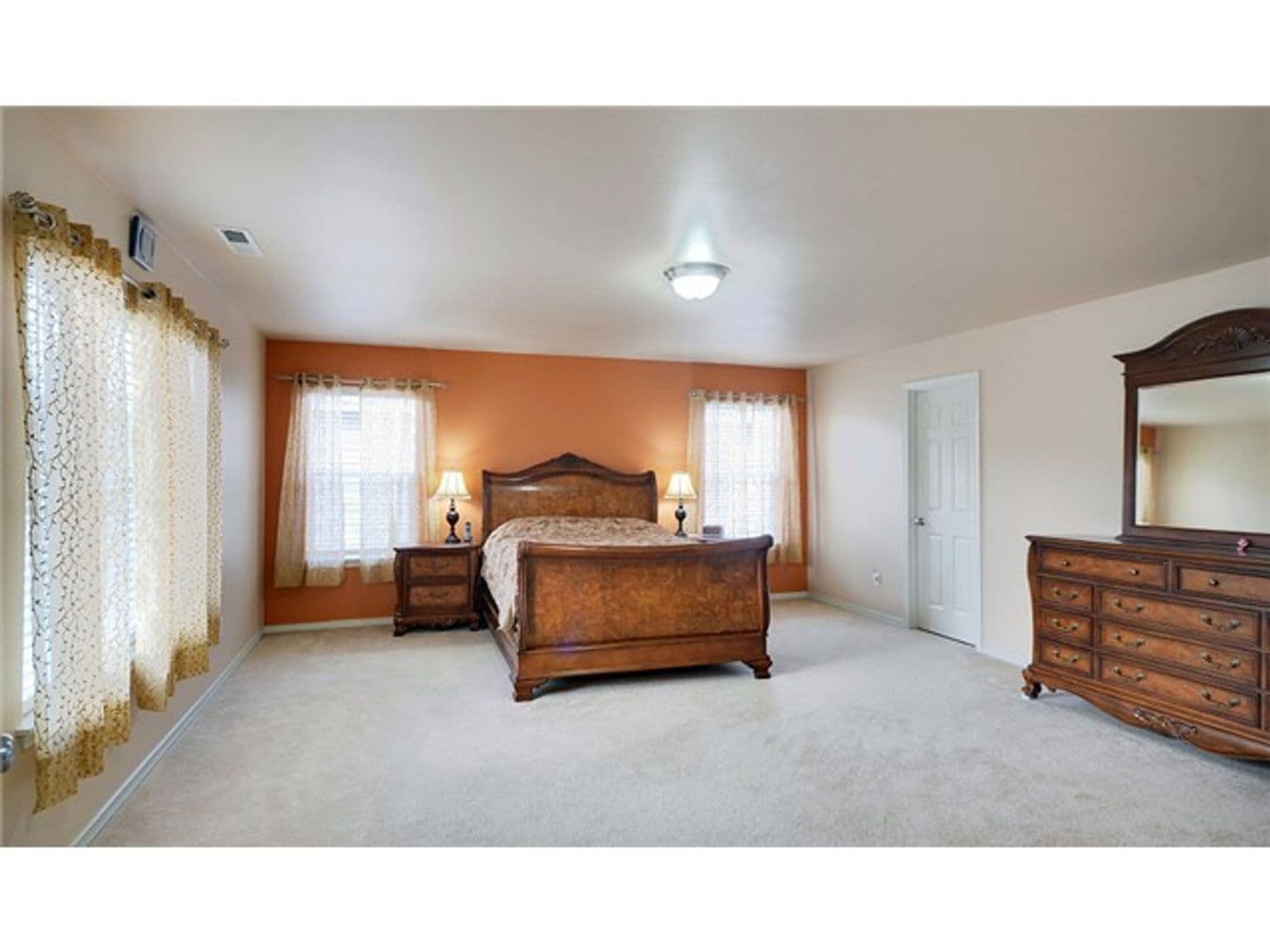Sammamish House: 2202 250th Pl SE