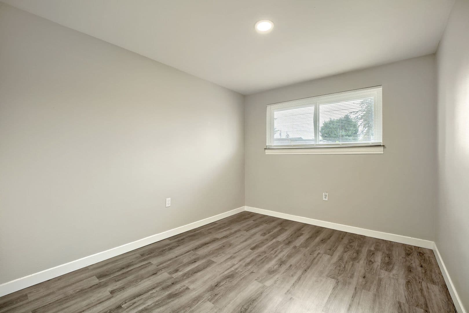 Lakewood Apartment: 10607 Kendrick St SW - Unit 02