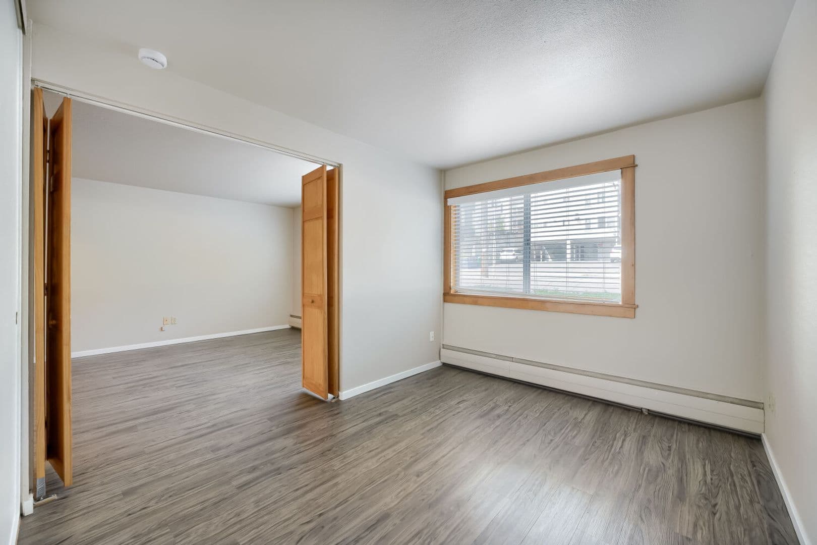 Seattle Apartment: 1300 14th Ave S