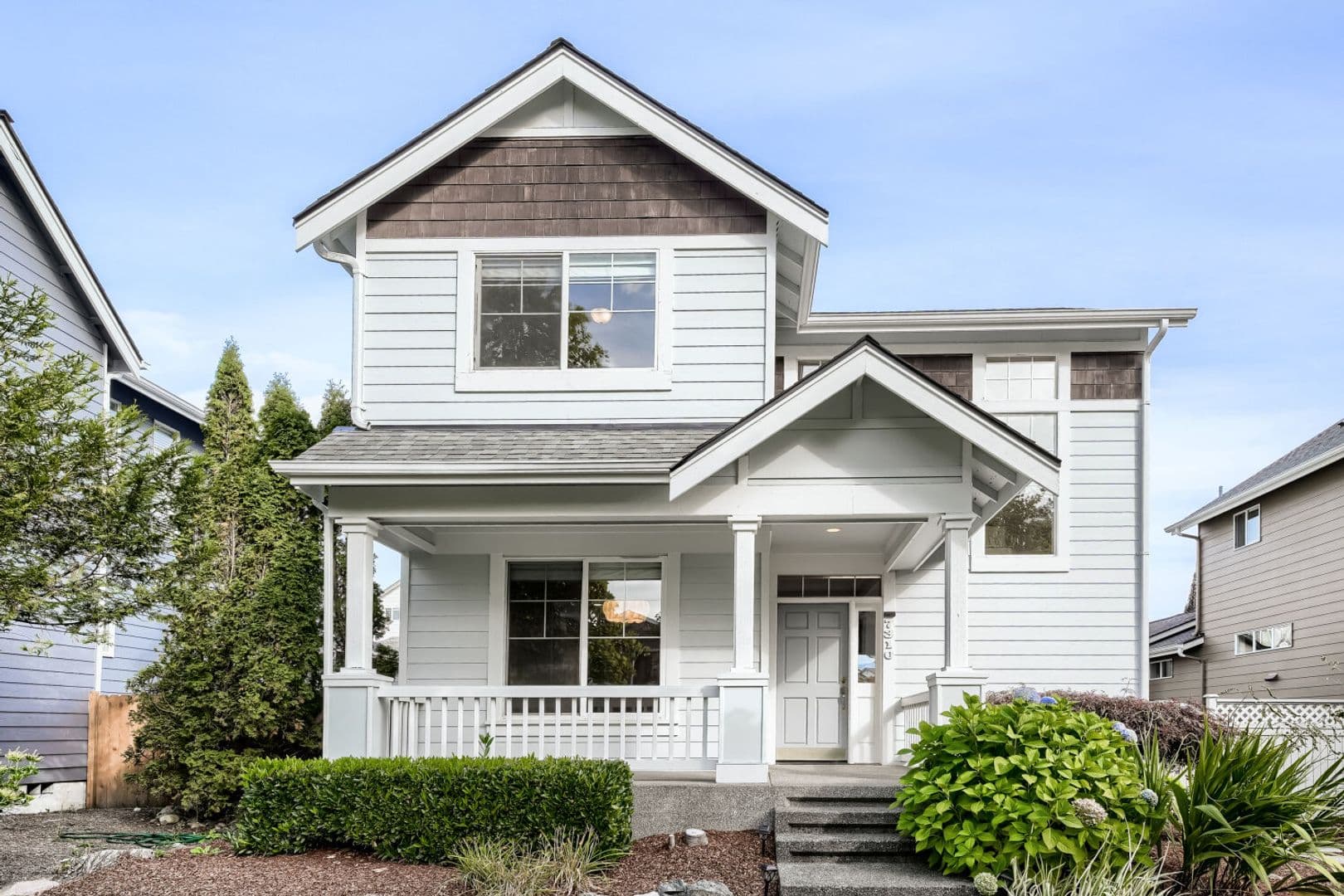 Snoqualmie House: 7310 Douglas Ave Se