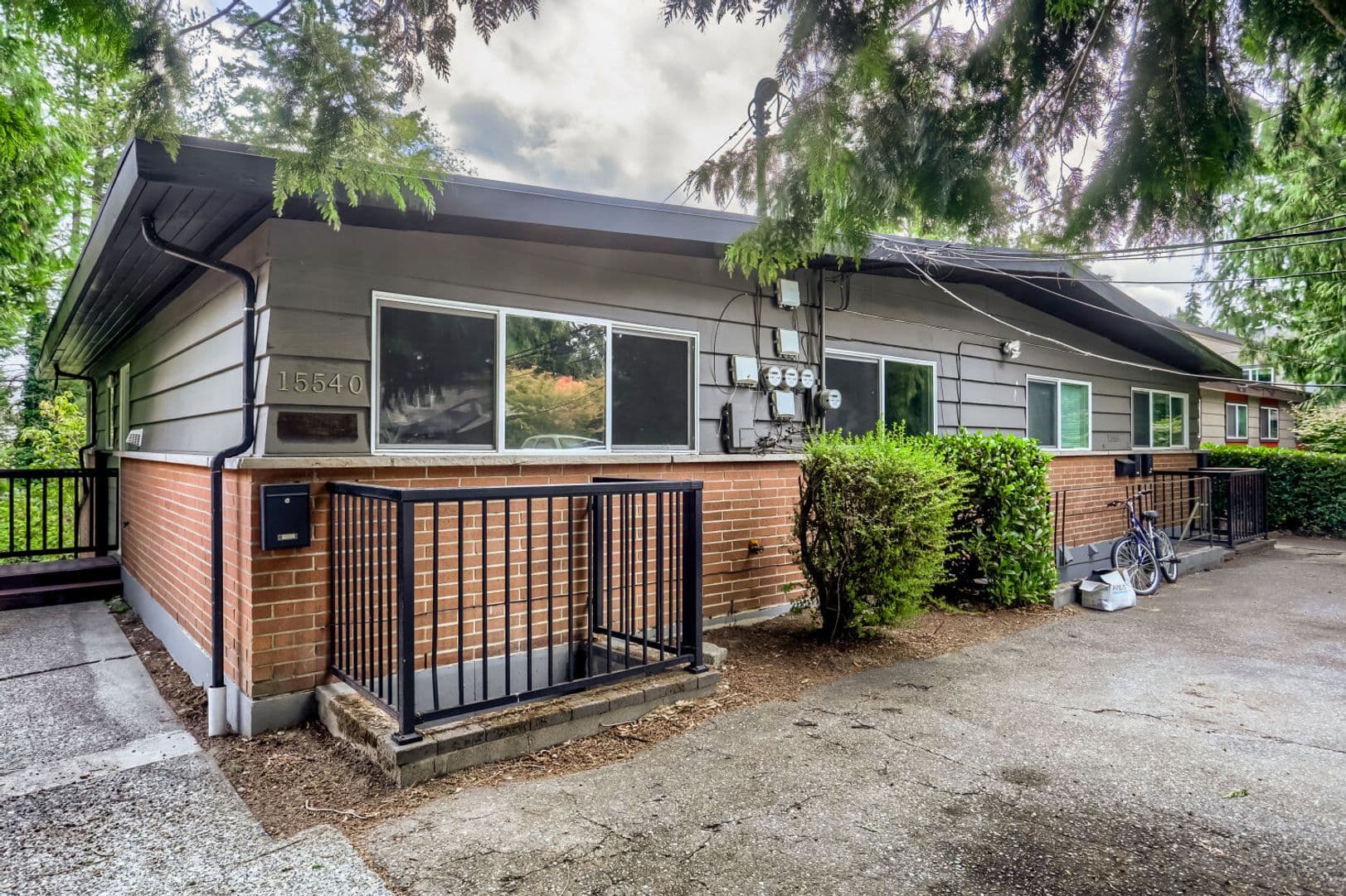 Shoreline Apartment: 15536 27th Ave Ne