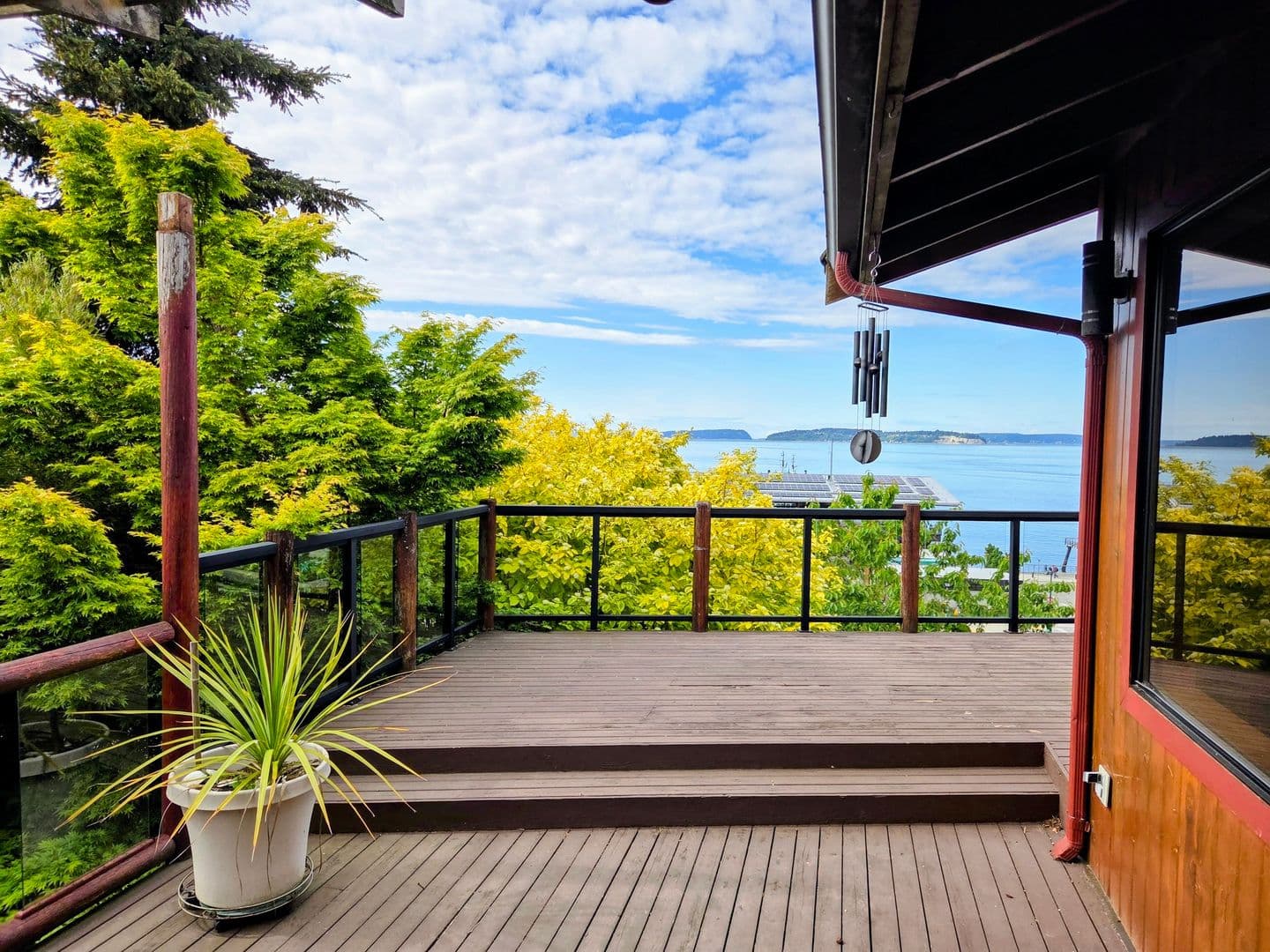 Mukilteo House: 1070 1st Ln