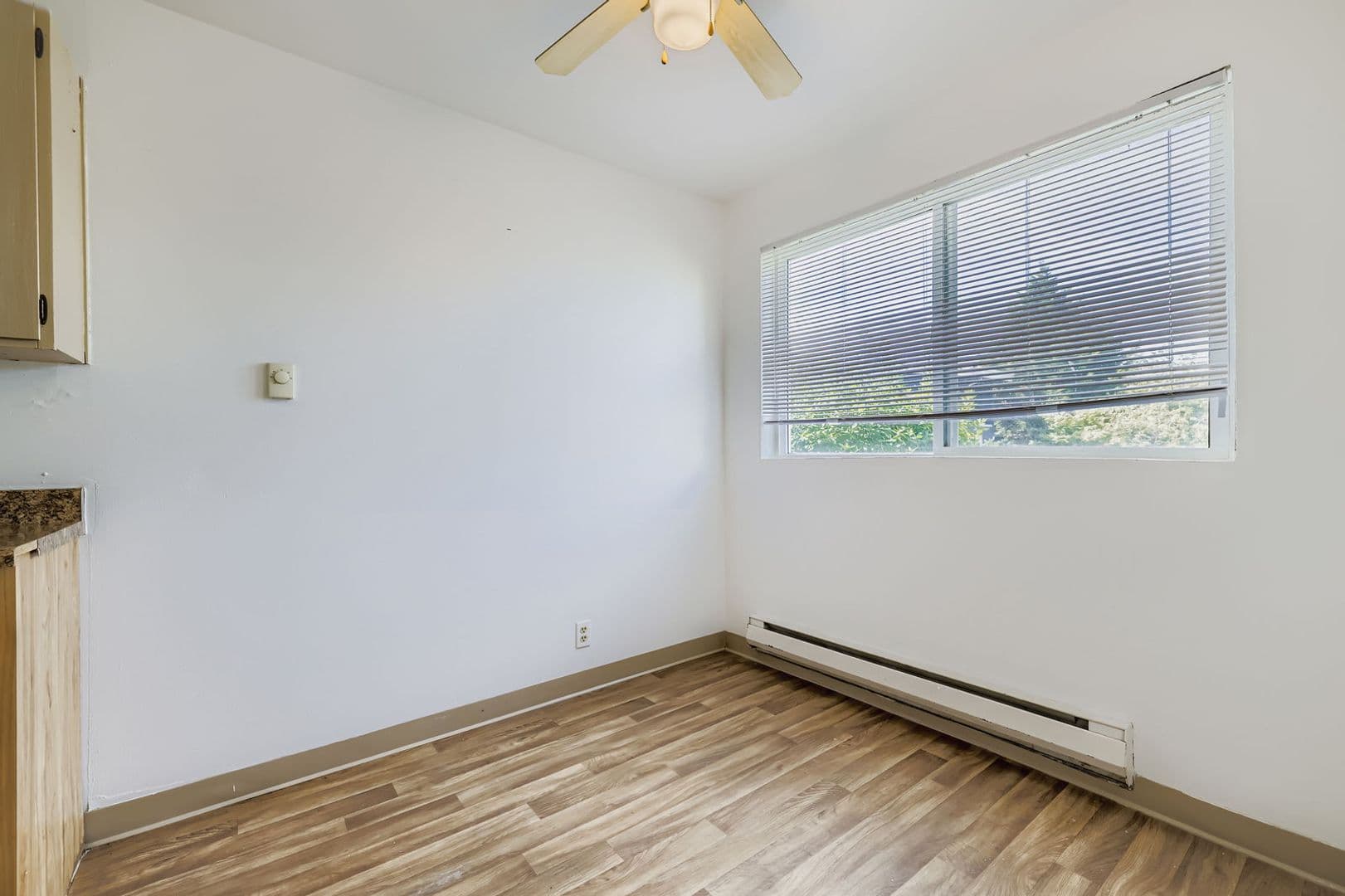 Renton Apartment: 1140 Edmonds Ave NE