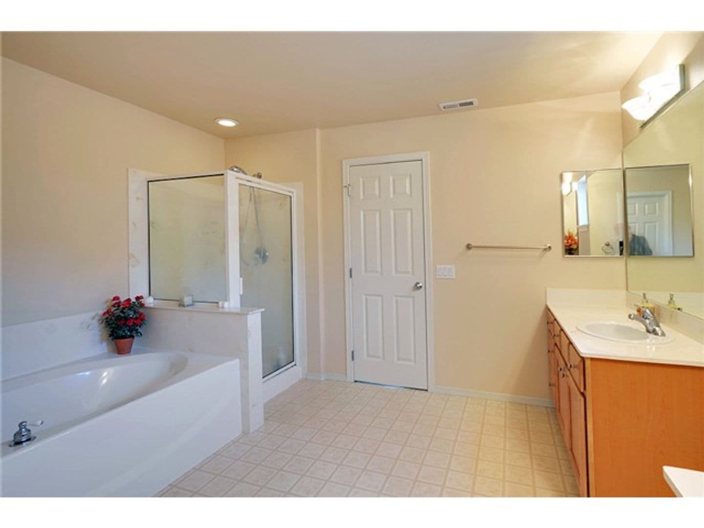 Sammamish House: 2202 250th Pl SE