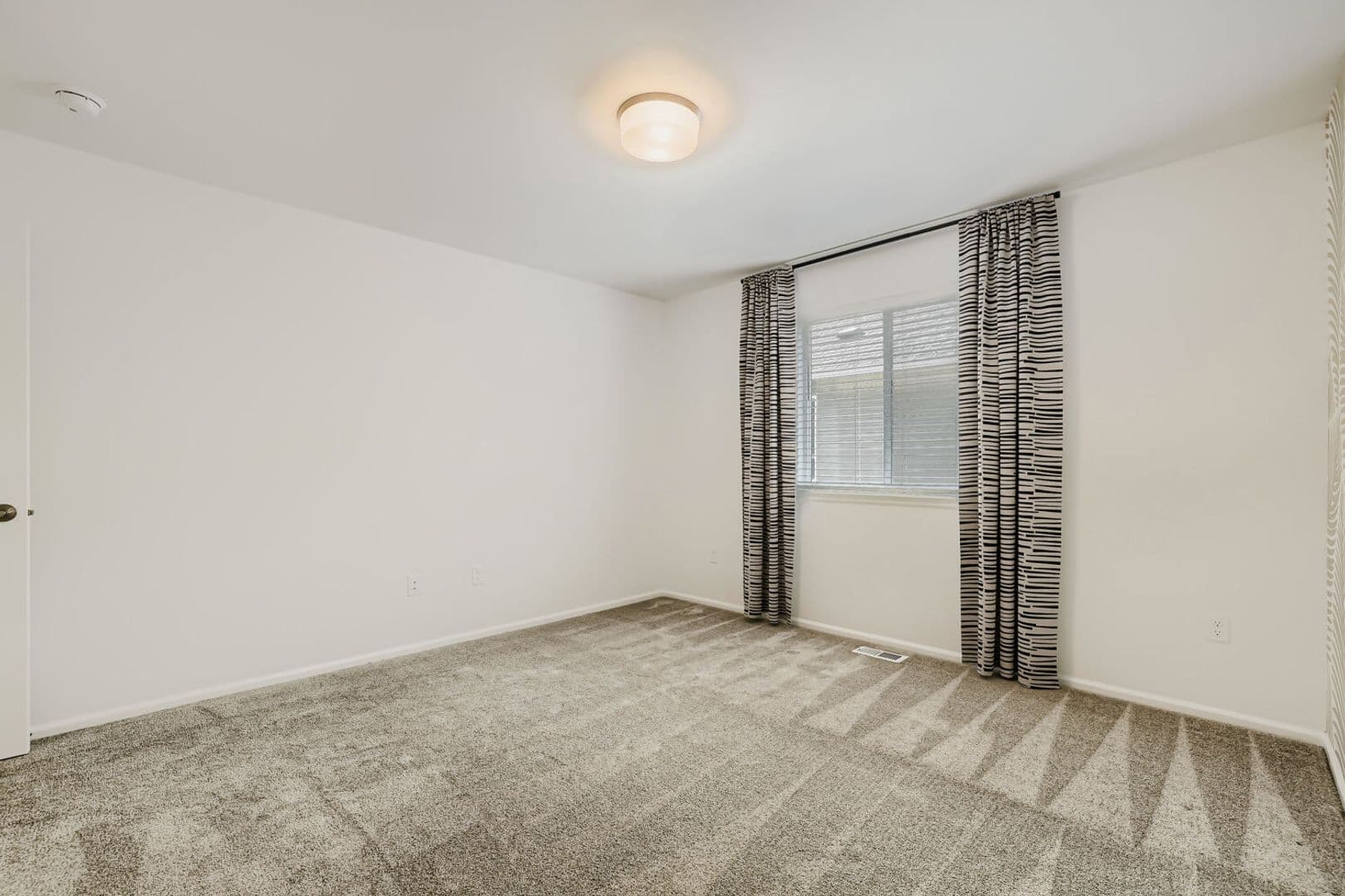 Monroe House: 13713 201st Ave Se