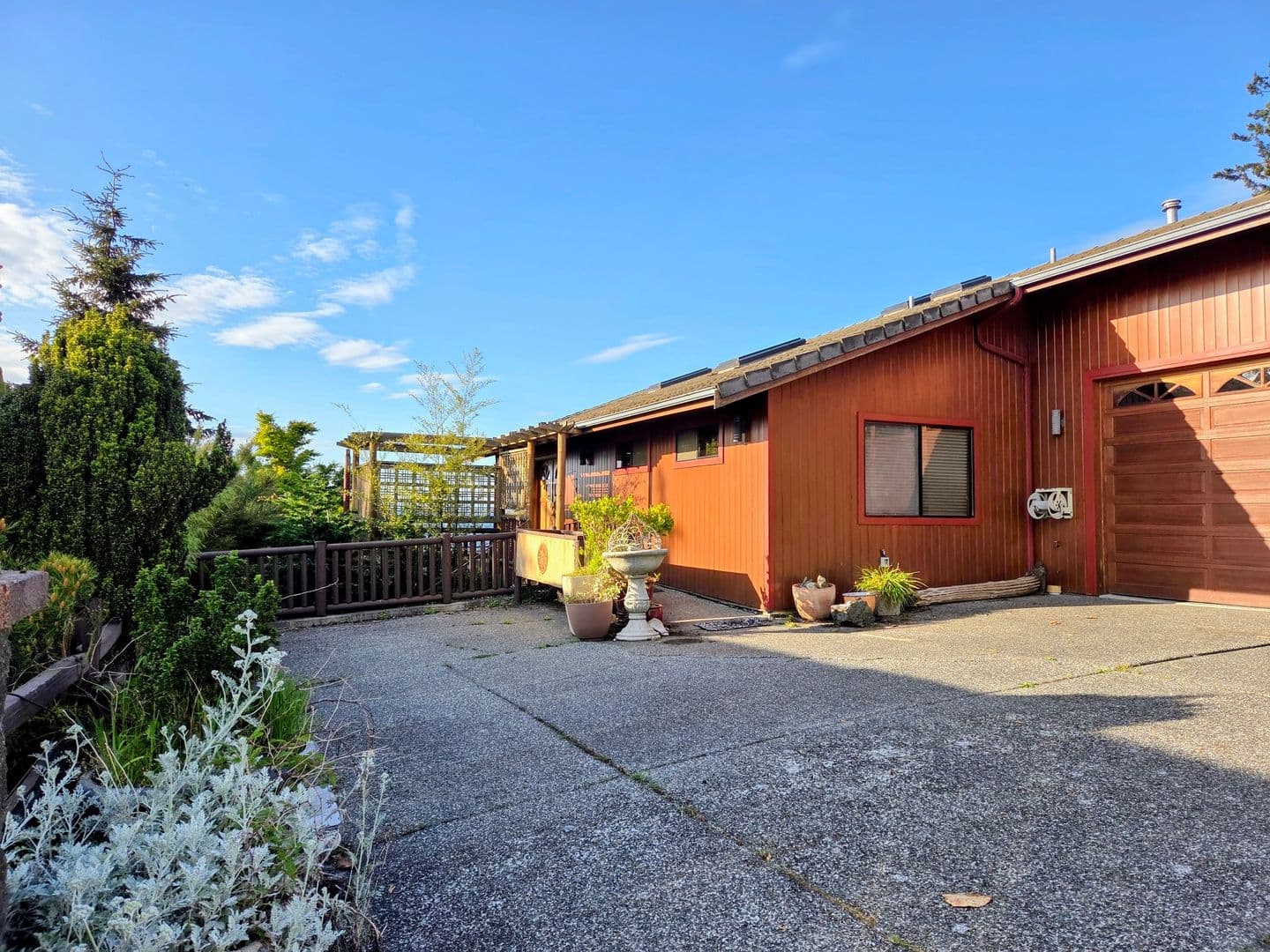Mukilteo House: 1070 1st Ln