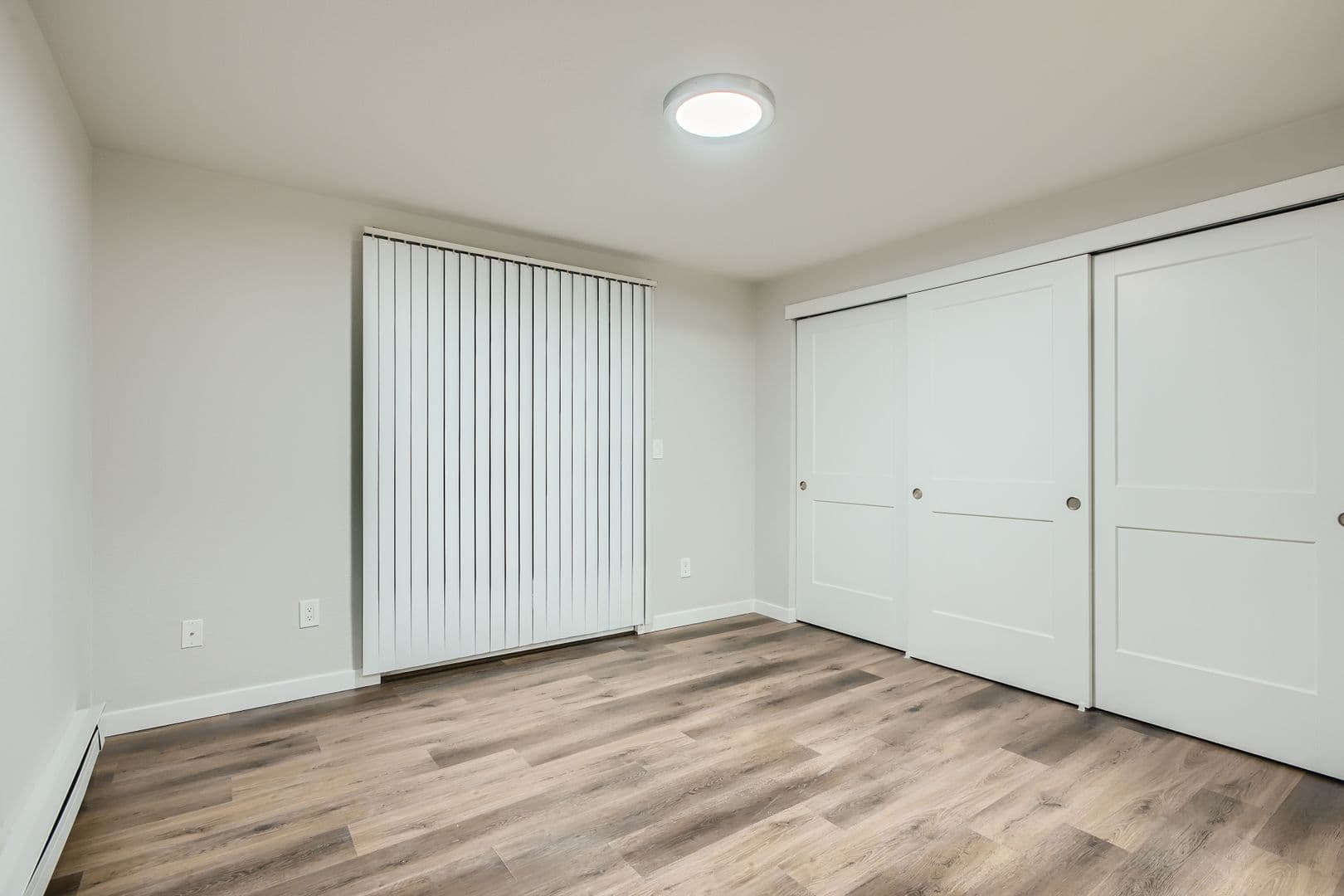 North Bend Apartment: 475 E North Bend Way