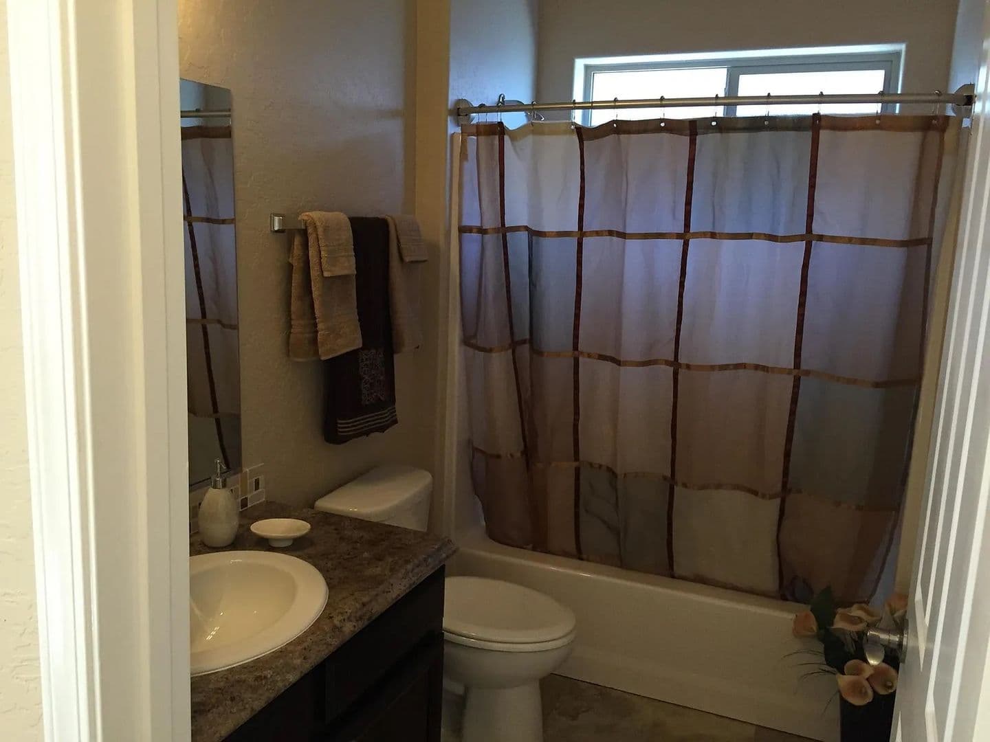 Coeur D Alene House: 1531 E Tranquil Lane