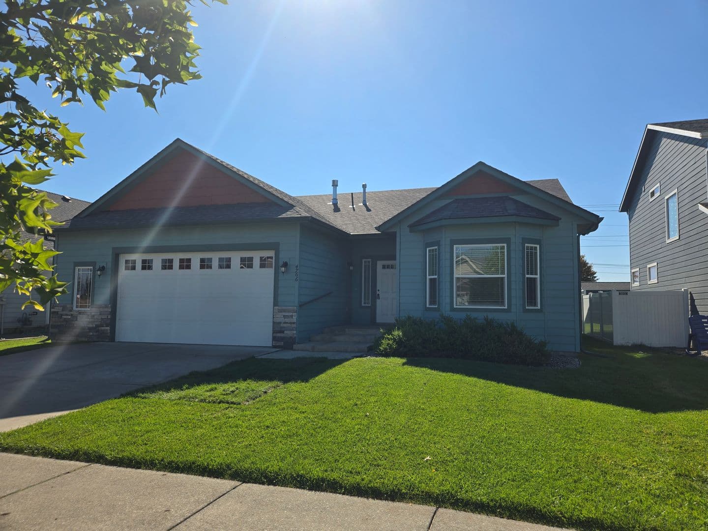 Post Falls House: 4766 E Kit Fox Lane