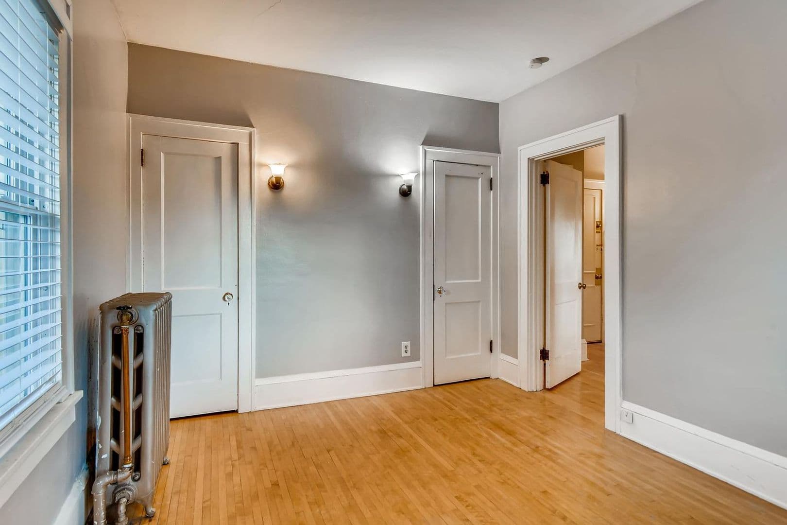 Minneapolis Apartment: 3044 Pleasant Ave S