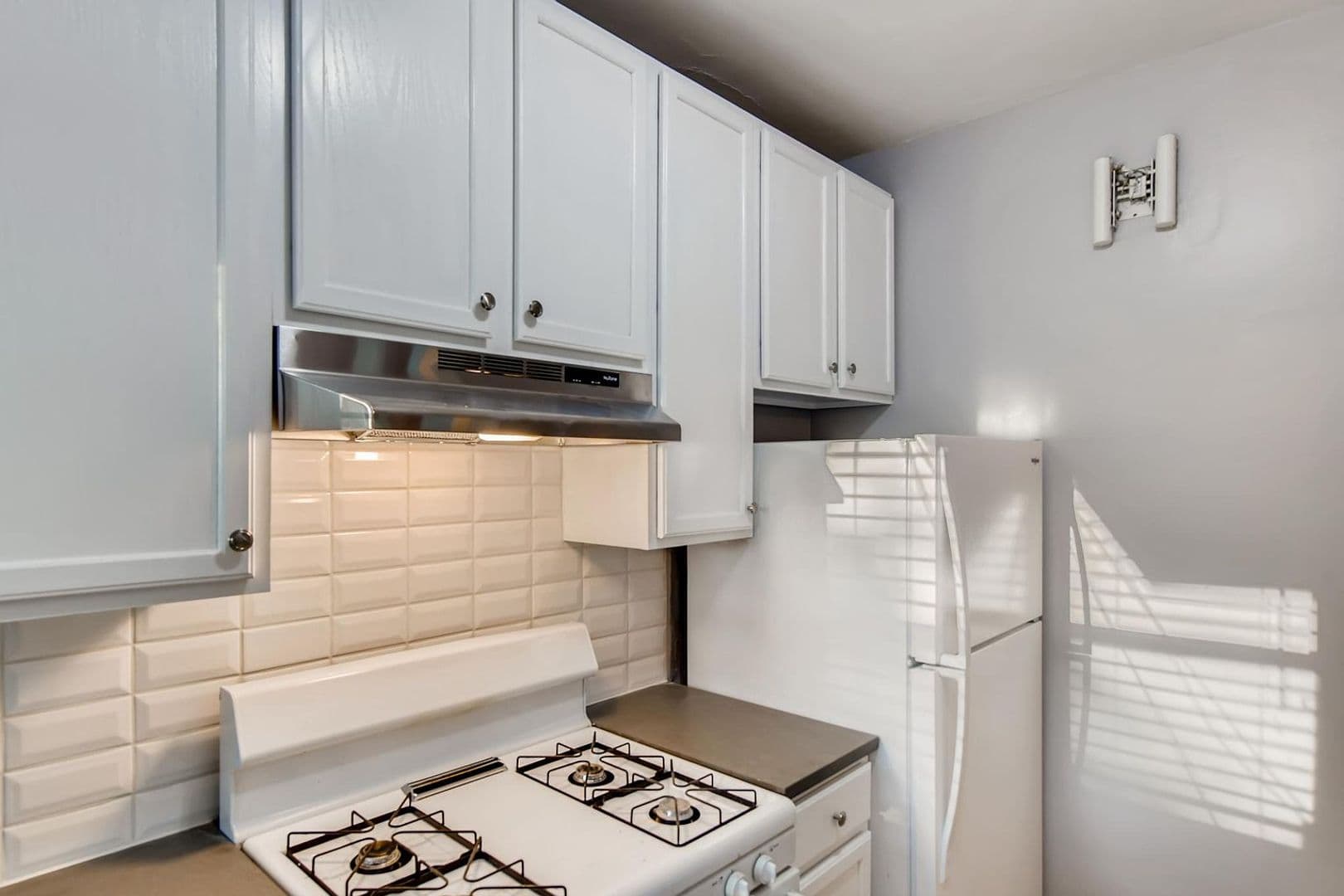 Minneapolis Apartment: 3044 Pleasant Ave S