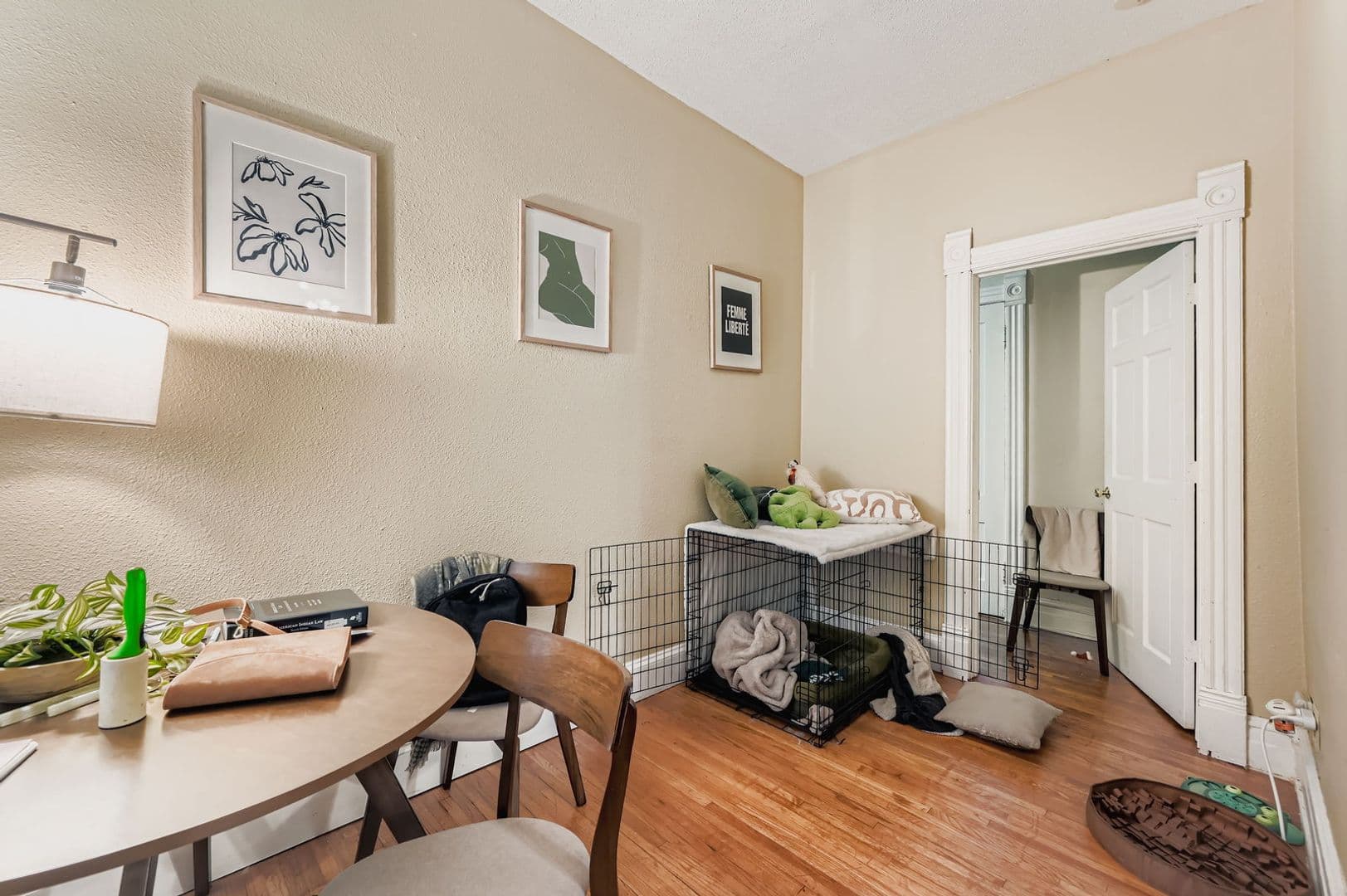 Minneapolis Apartment: 3118 Pleasant Ave