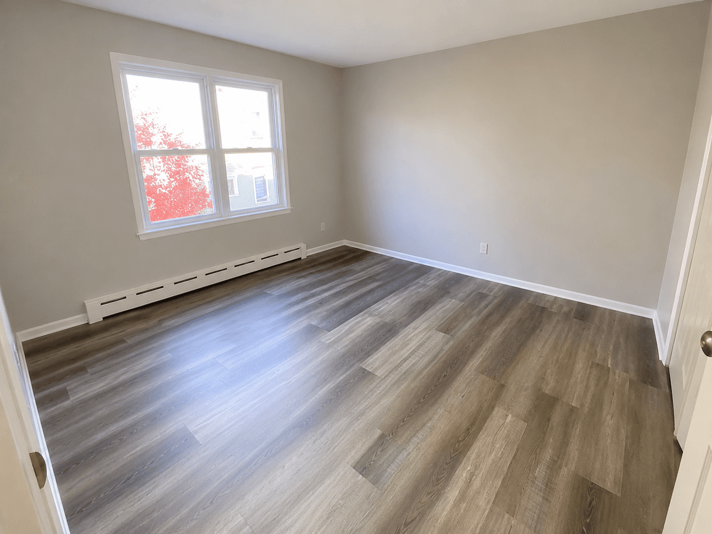 Minneapolis Apartment: 900 West 25th Street