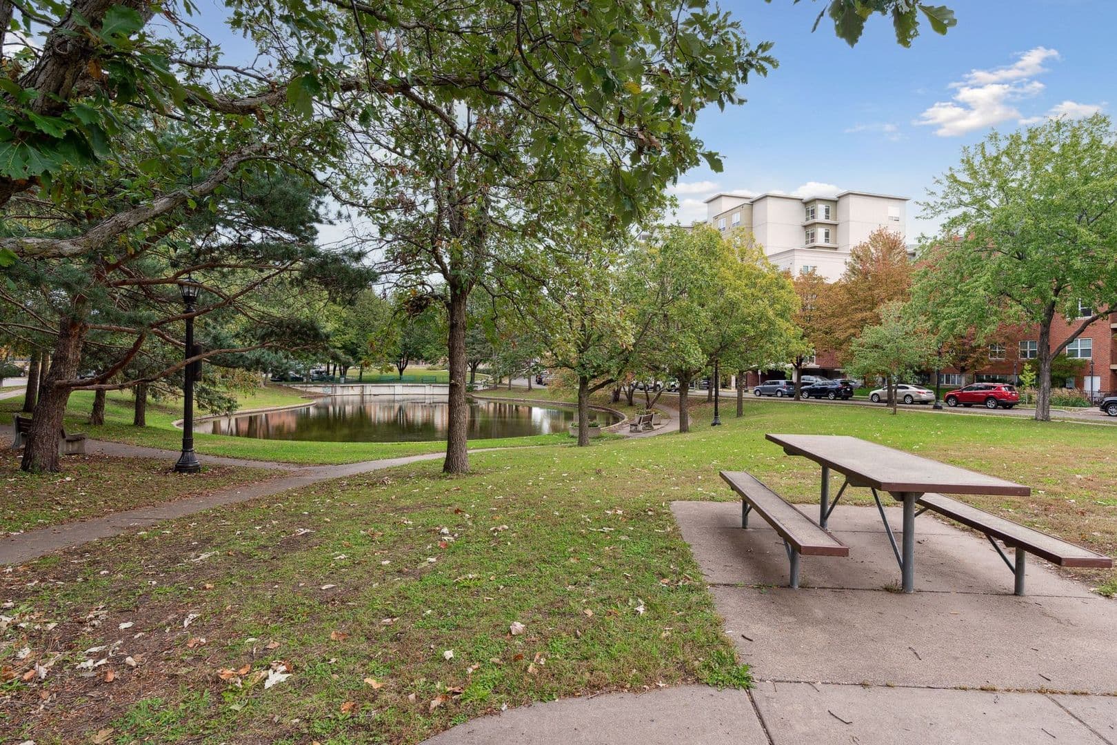 St. Paul Apartment: 483 West Lynnhurst Ave - Unit 18
